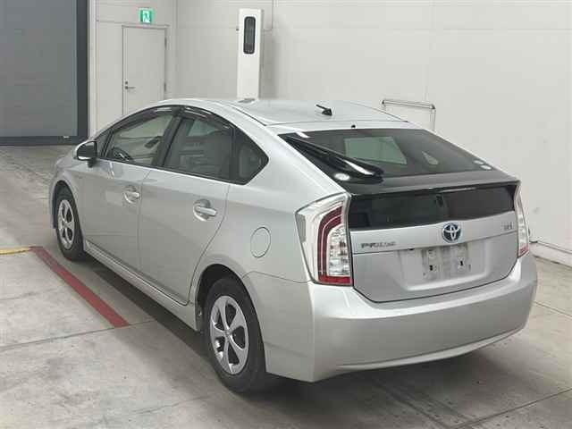 Toyota PRIUS 2012 7428819-1