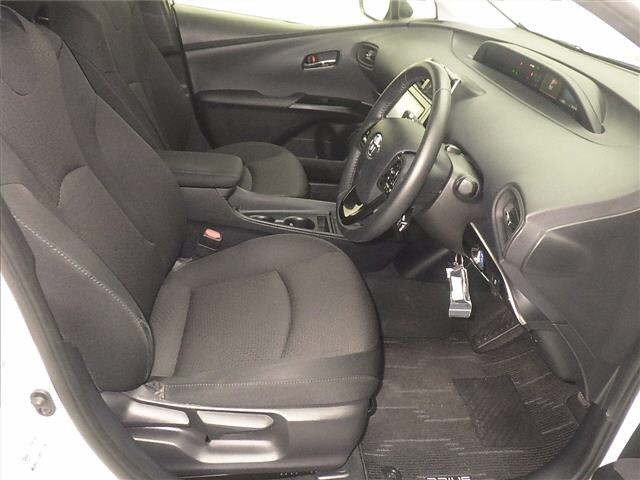 Toyota PRIUS 2020 7428857-5