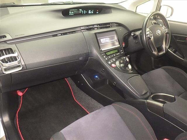 Toyota PRIUS 2014 7428859-4