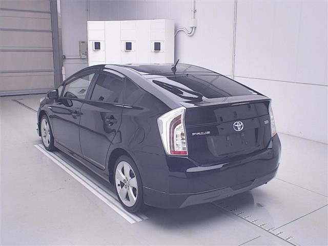 Toyota PRIUS 2015 7428864-1