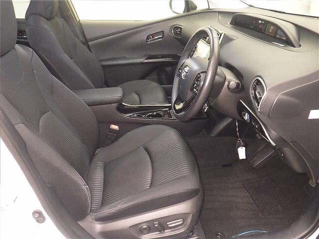 Toyota PRIUS 2021 7428879-5