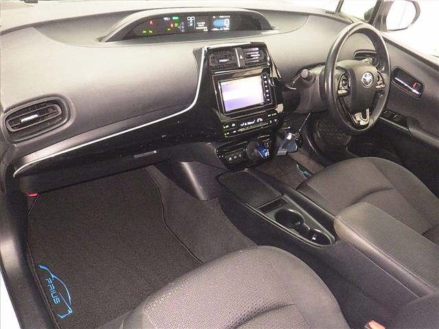 Toyota PRIUS 2021 7428882-4