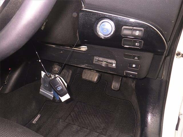 Toyota PRIUS 2021 7428882-8