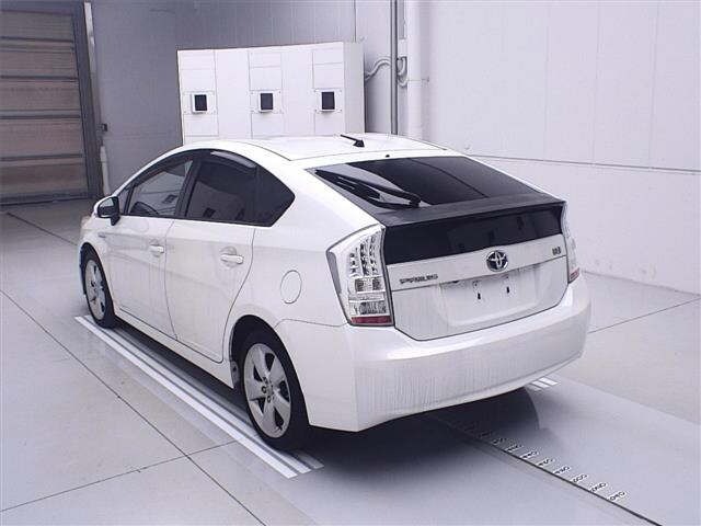 Toyota PRIUS 2010 7428883-1