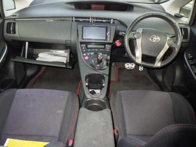 Toyota PRIUS 2014 7428888-3