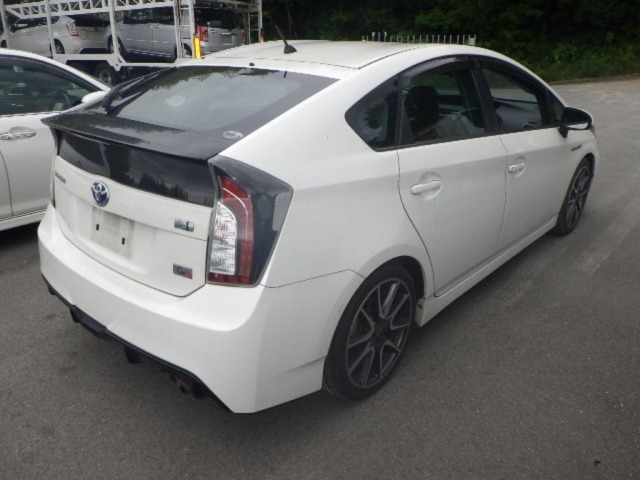Toyota PRIUS 2015 7428895-5