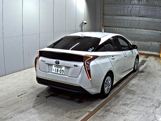 Toyota PRIUS 2018 7428926-5