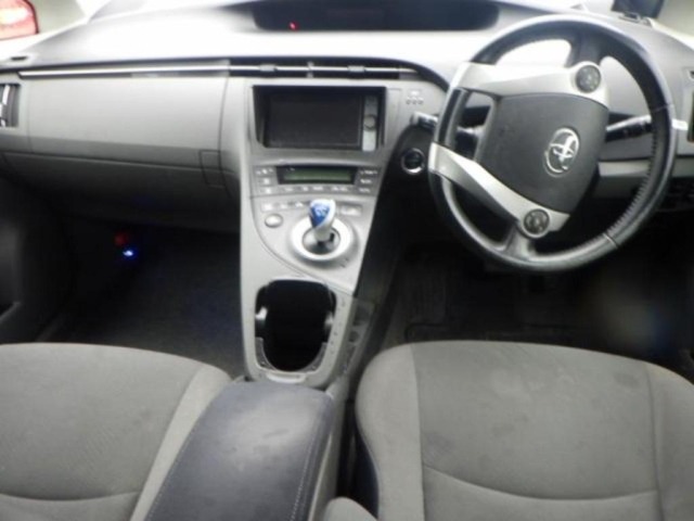 Toyota PRIUS 2011 7428927-3