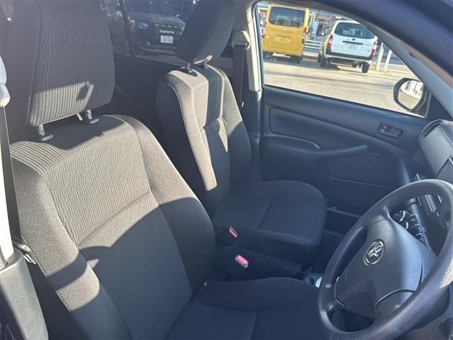 Toyota PROBOX VAN 2024 7427958-8