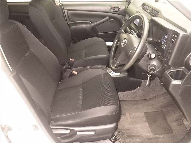 Toyota PROBOX VAN 2022 7428001-5
