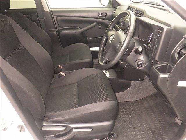 Toyota PROBOX VAN 2023 7428004-5
