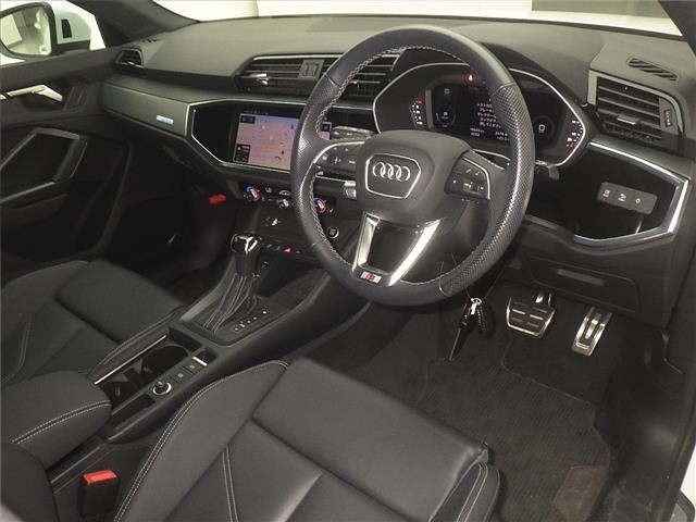 Audi Q3 2024 7425624-3