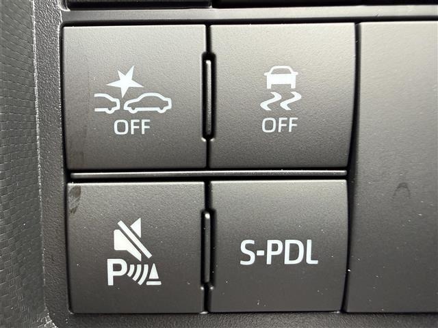 Daihatsu ROCKY 2025 7424906-1