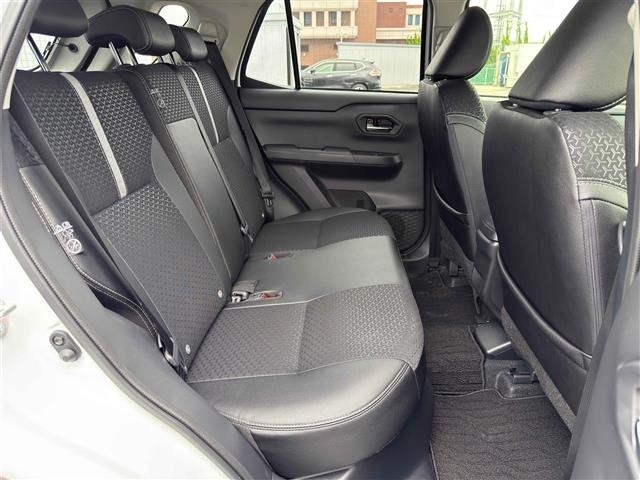 Daihatsu ROCKY 2025 7424906-7