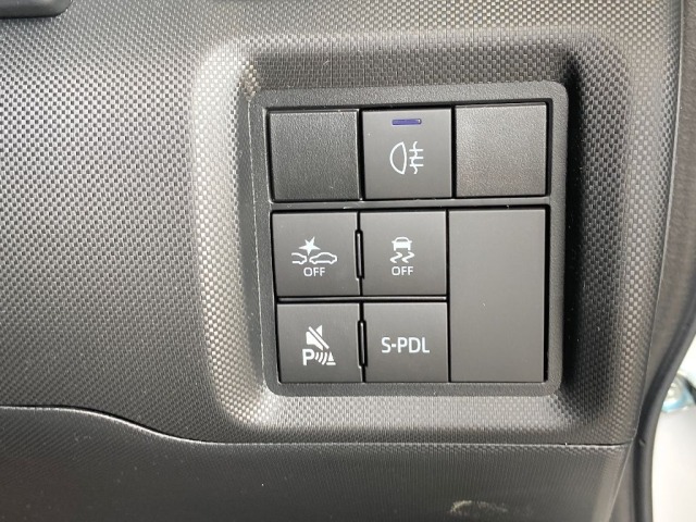 Daihatsu ROCKY 2025 7424920-5