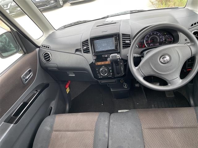 Nissan ROOX 2011 7427863-5