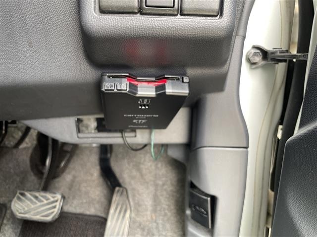 Nissan ROOX 2011 7427863-8