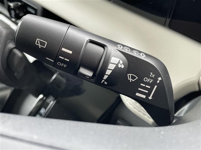 Nissan ROOX 2026 7427865-9