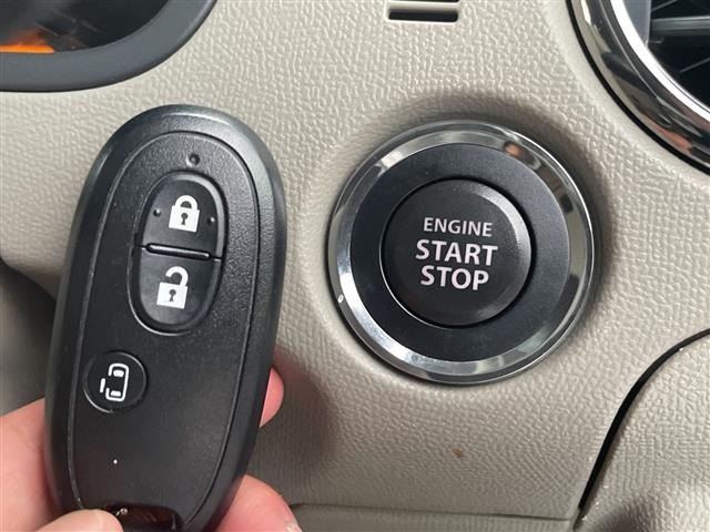 Nissan ROOX 2011 7427909-5