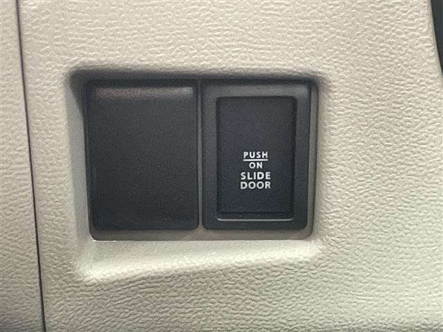 Nissan ROOX 2011 7427909-8