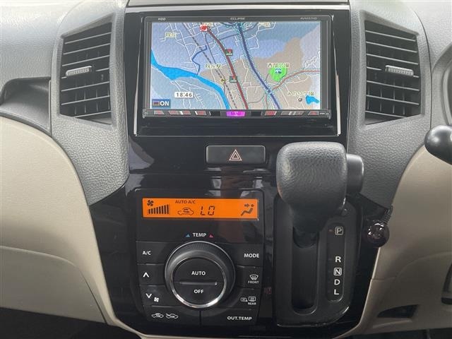 Nissan ROOX 2011 7427909-9