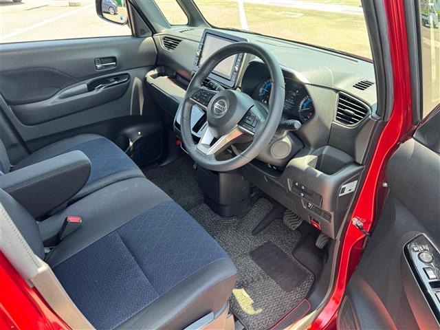 Nissan ROOX 2022 7427915-8