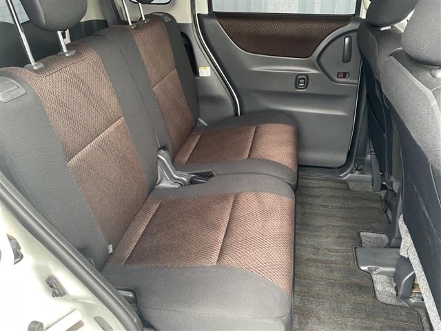 Nissan ROOX 2012 7427919-4