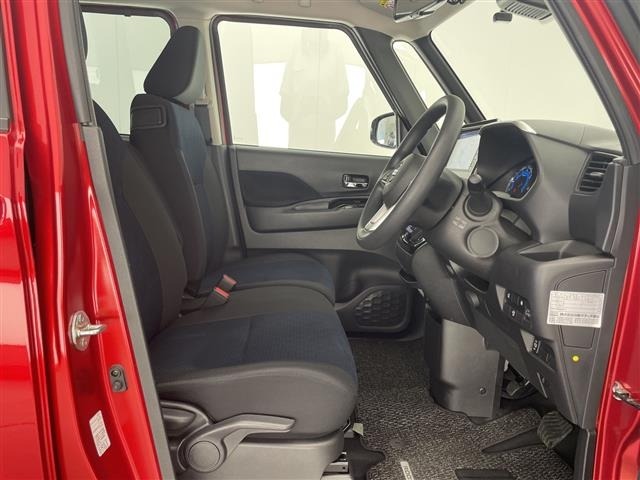 Nissan ROOX 2023 7427921-2