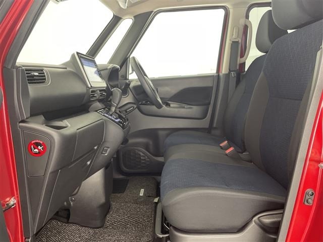 Nissan ROOX 2023 7427921-4