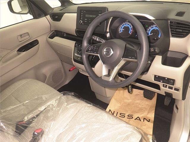 Nissan ROOX 2021 7427930-3