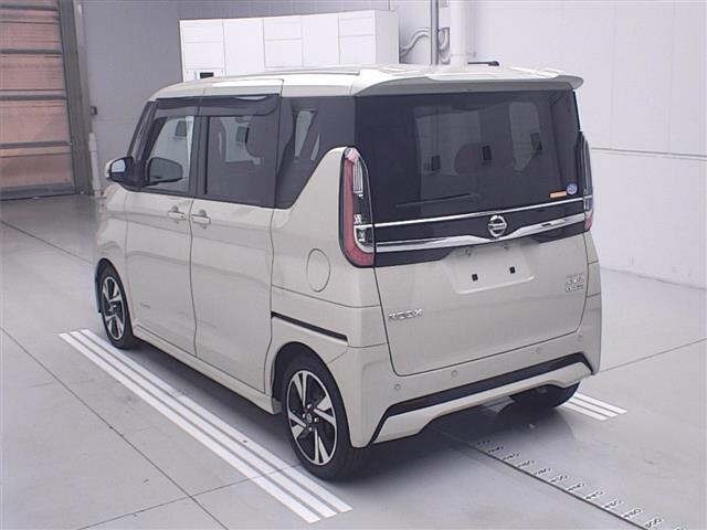Nissan ROOX 2021 7427932-1