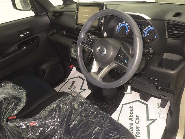Nissan ROOX 2021 7427932-3