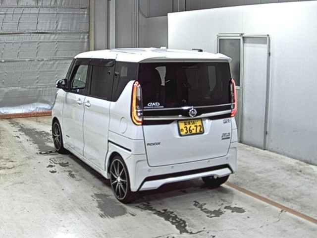 Nissan ROOX 2020 7427935-1