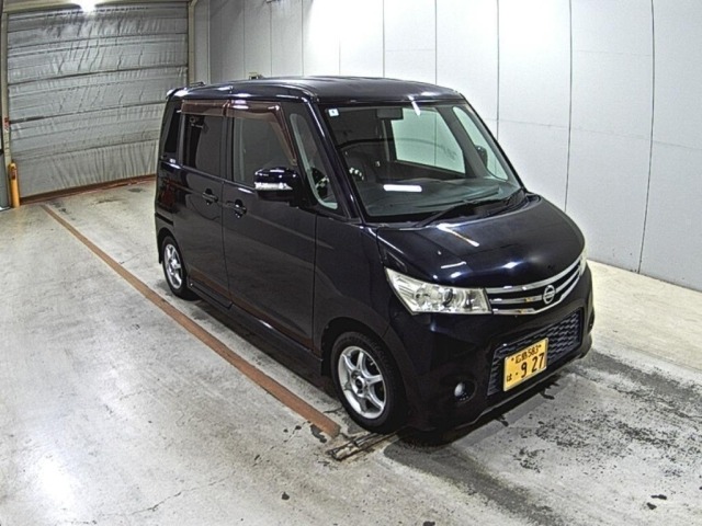 Nissan ROOX 2010 7427936-0
