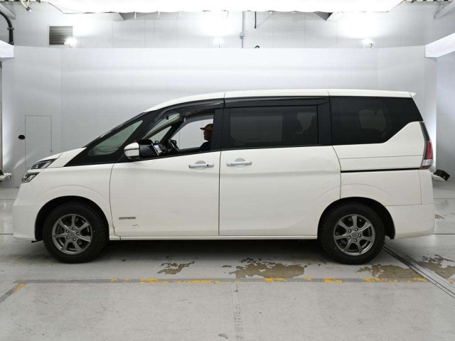 Nissan SERENA 2019 7429046-4
