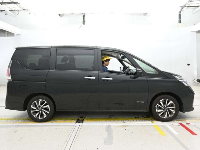 Nissan SERENA 2020 7429047-3