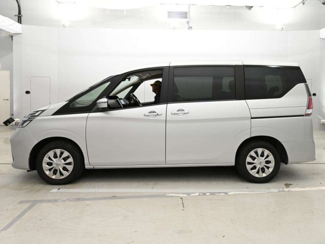 Nissan SERENA 2022 7429049-4