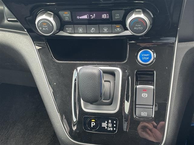 Nissan SERENA 2022 7429142-11