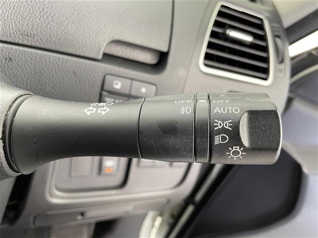 Nissan SERENA 2015 7429149-11