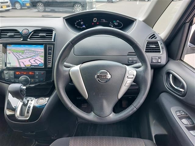Nissan SERENA 2015 7429169-24