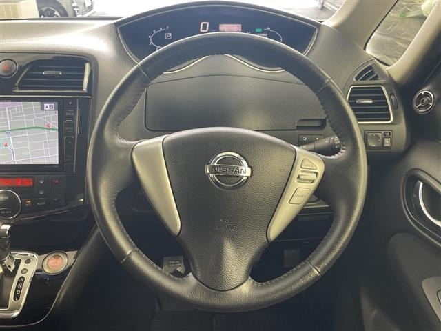 Nissan SERENA 2014 7429198-6