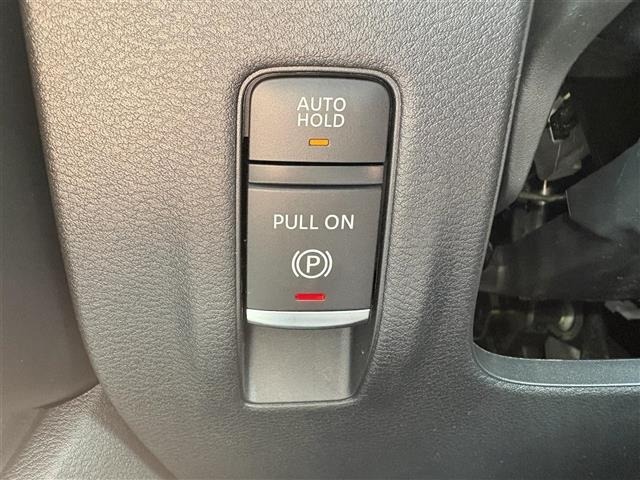 Nissan SERENA 2026 7429202-11