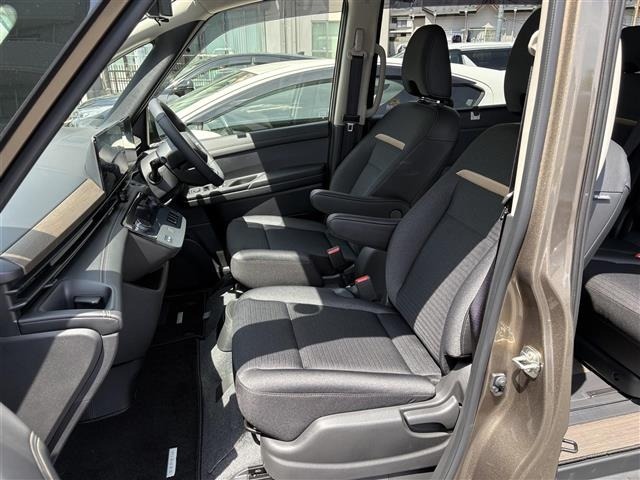 Nissan SERENA 2026 7429202-6