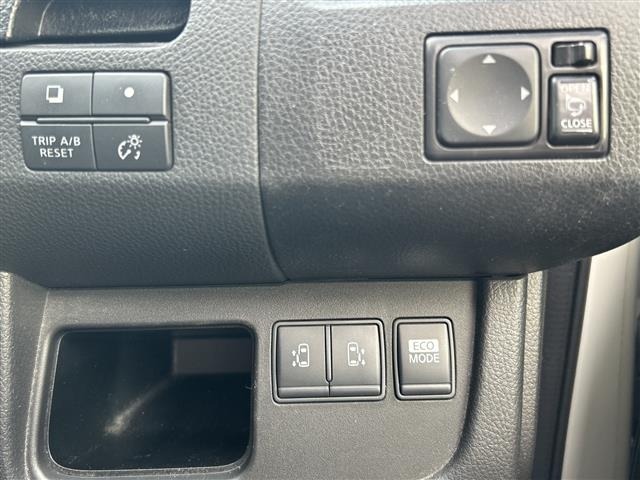 Nissan SERENA 2013 7429245-16