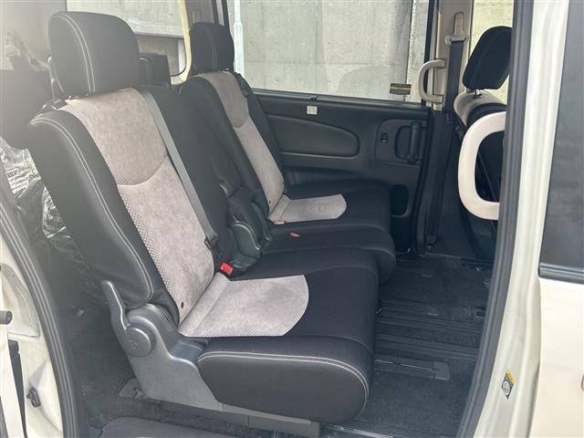 Nissan SERENA 2013 7429245-22