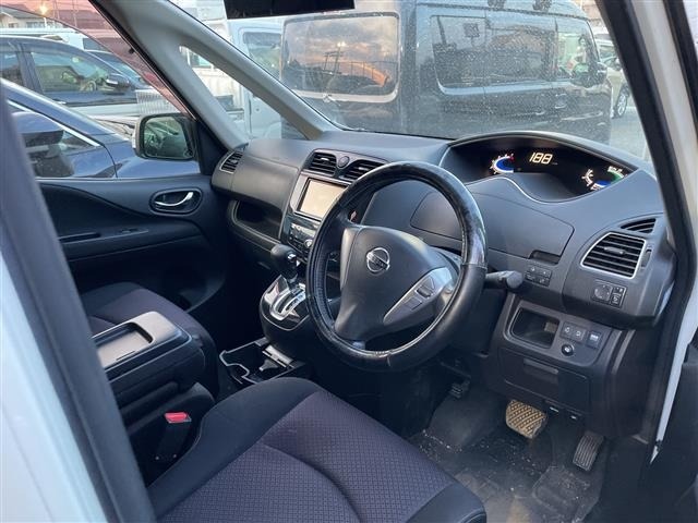 Nissan SERENA 2011 7429256-2