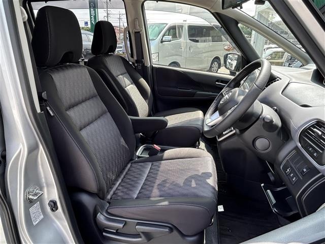 Nissan SERENA 2022 7429309-9