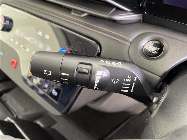 Nissan SERENA 2025 7429364-1