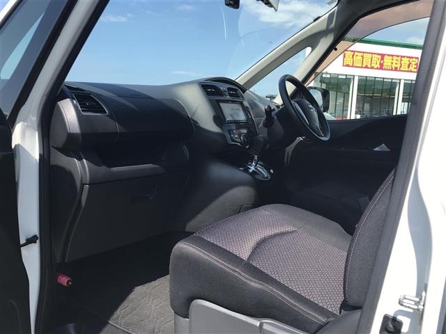 Nissan SERENA 2011 7429371-4