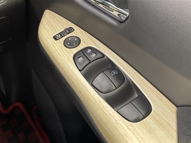 Nissan SERENA 2022 7429389-4